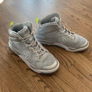 NWOB Zumba Air Shimmer High Top Sneakers